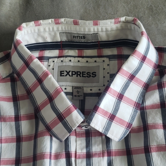 Express Button down with contrasting cufg - Picture 2 of 2
